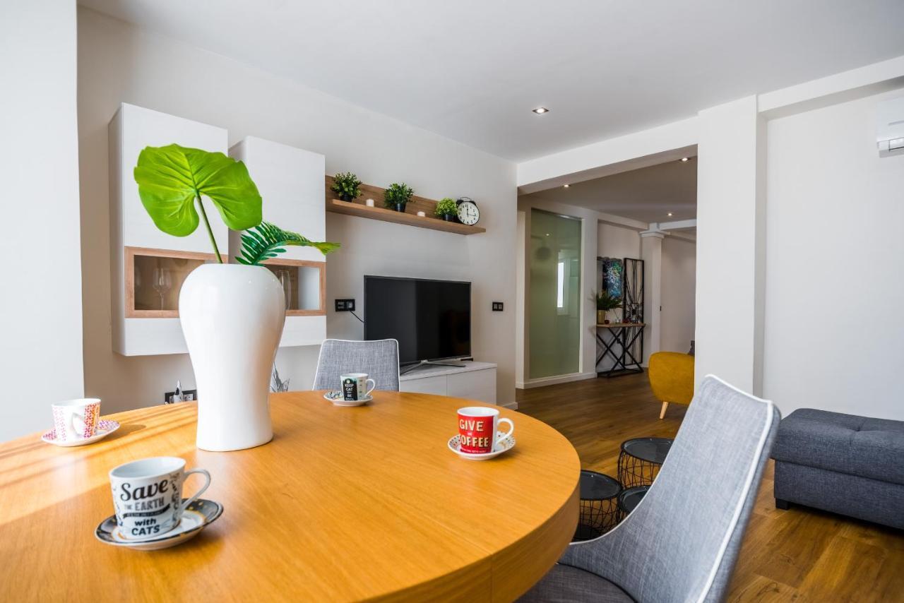 Expoholidays-Rueda Lopez Apartamento De Lujo Альмерия Экстерьер фото